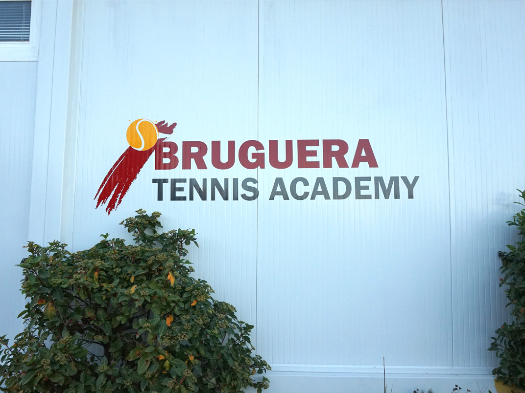 bruguera tennis academyの画像